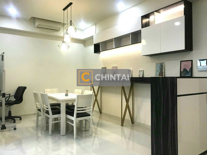 The Vista An Phú 2-Bedroom Apartment with Elegant Interiors