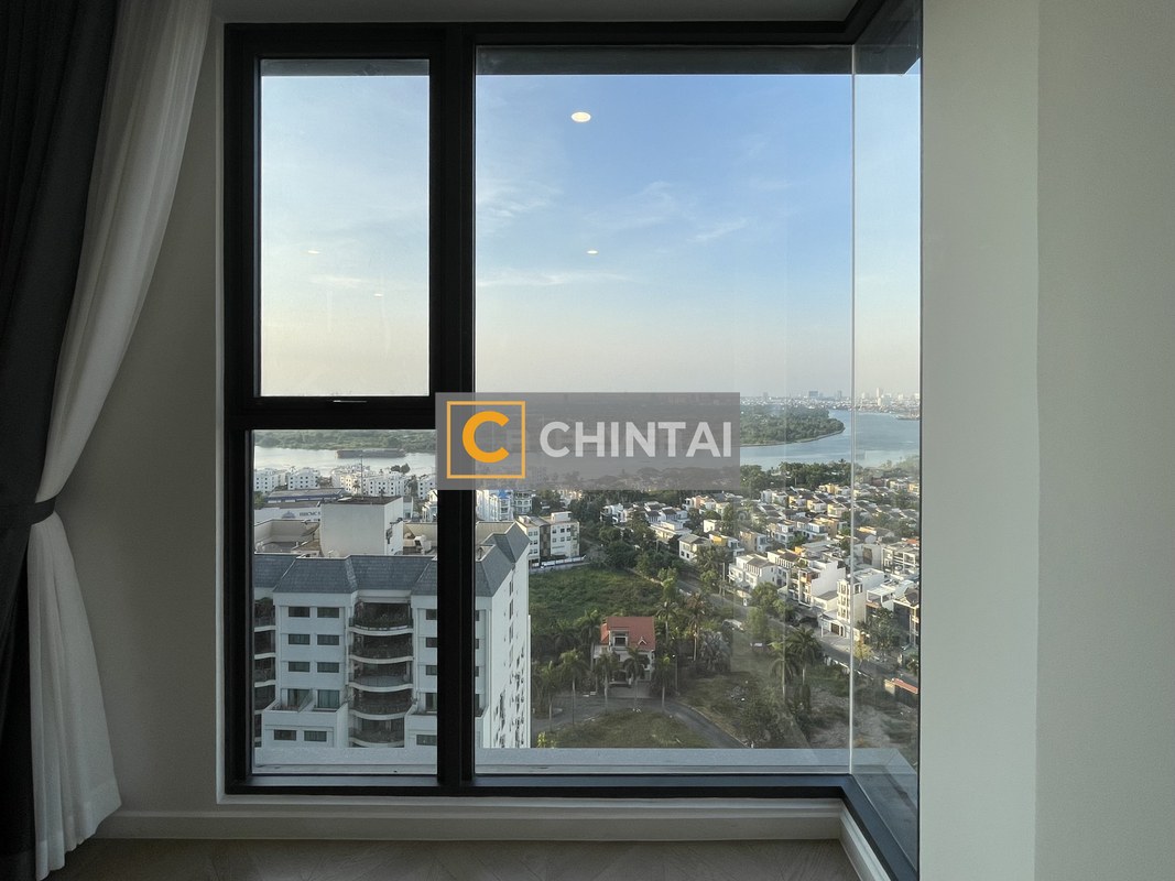 Lumiere Riverside 3-Bedroom River View Apartment, 96m²