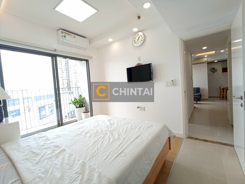 Fully Furnished Masteri Thảo Điền Apartment, 65.8m²