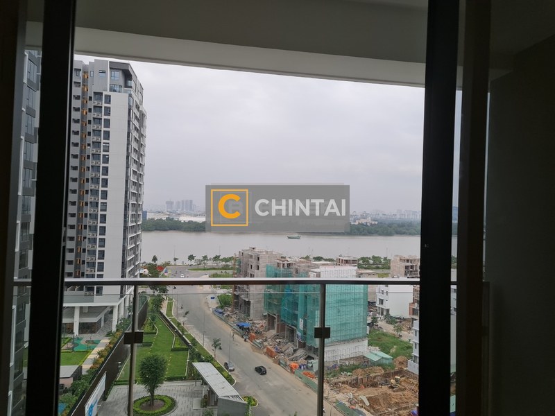 One Verandah Basic Furnished Apartment, 80m²