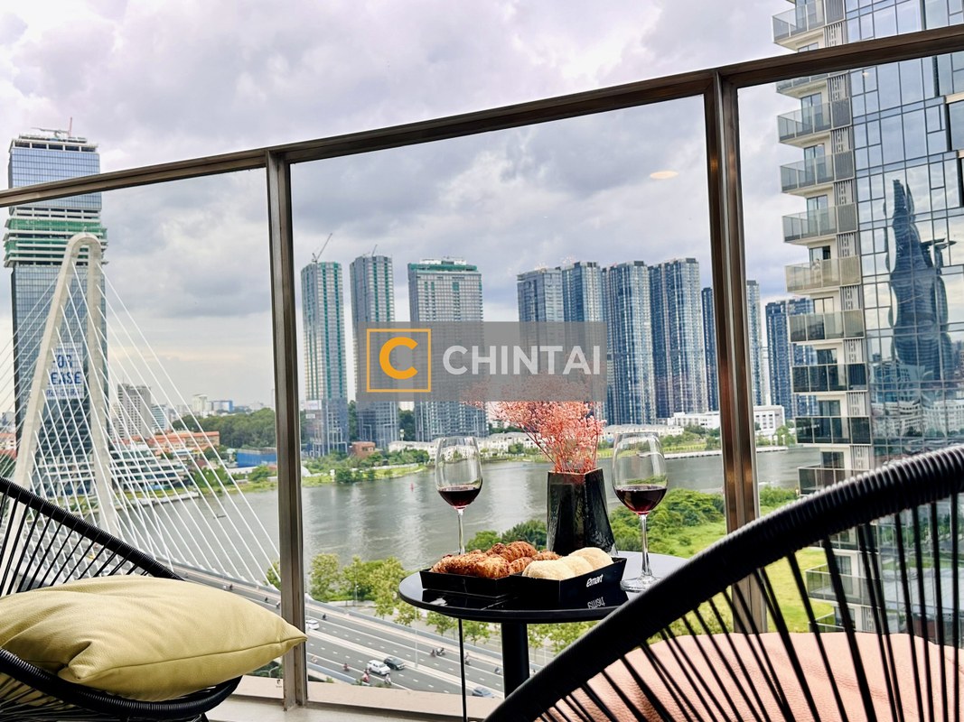 The Opera Metropole Thủ Thiêm Apartment with Resort Pool View