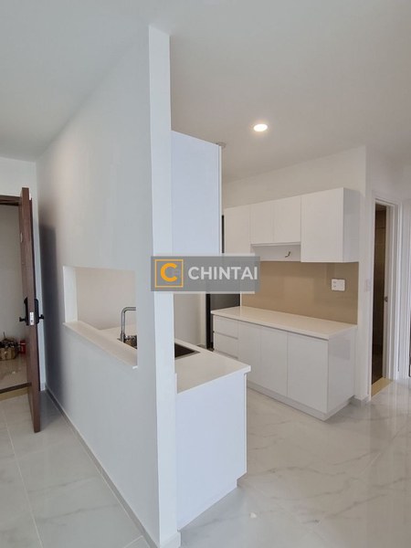 Căn hộ cao cấp Precia tầng 21 view đón gió mát mẻ, nội thất cơ bản.