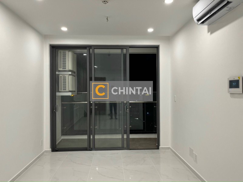 Căn hộ D'Lusso hướng ban công đông nam không có nội thất diện tích 68.5m²