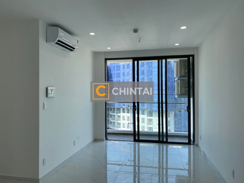 Căn hộ D'Lusso hướng ban công đông nam nội thất cơ bản diện tích 68.5m²