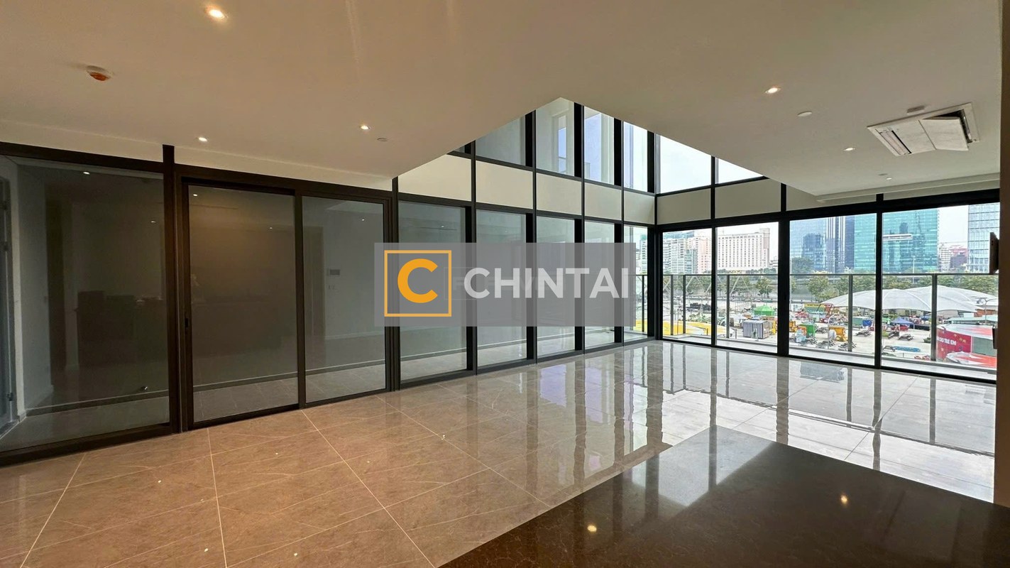 Căn hộ duplex The Metropole Thủ Thiêm hướng Tây Bắc, diện tích 238m²