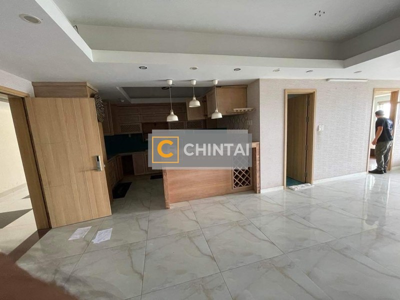 Căn hộ HomyLand 2 thoáng mát, không nội thất.