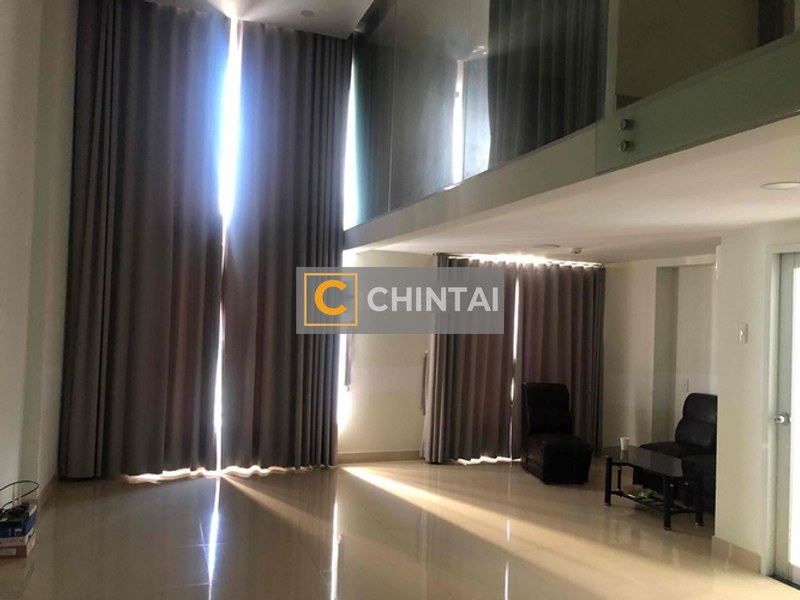 Căn hộ La Astoria tầng 8 có 3 phòng ngủ, nội thất cơ bản.