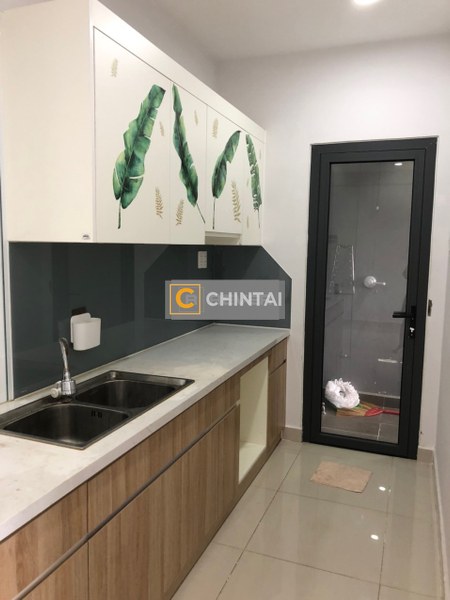 Căn hộ La Astoria tầng cao view đẹp, nội thất cơ bản.