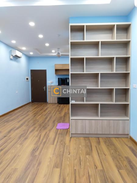 Căn hộ Officetel The Sun Avenue sàn lót gỗ, đầy đủ nội thất.