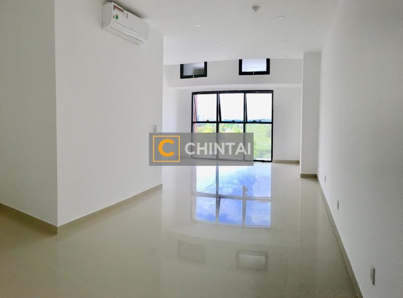 Căn hộ Officetel The Sun Avenue view nội khu hồ bơi nội thất cơ bản.