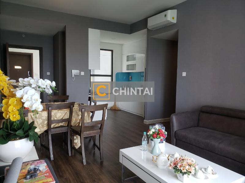 Căn hộ tầng trung The Sun Avenue view thoáng mát ngắm thành phố