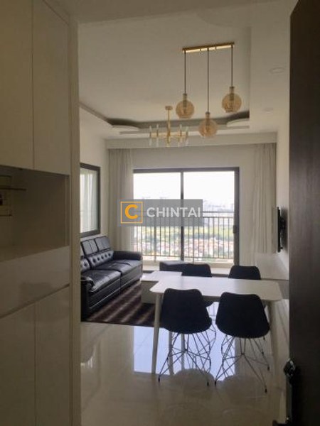 Căn hộ The Sun Avenue tầng cao diện tích 90m2, thiết kế 3 phòng ngủ.