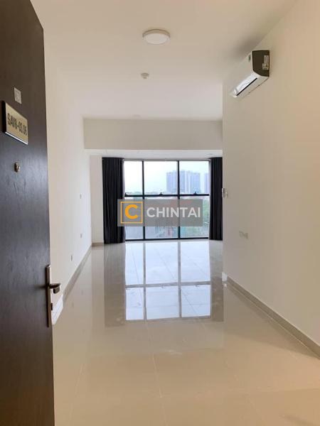 Căn Office-tel The Sun Avenue tầng 2 thoáng mát, nội thất cơ bản.