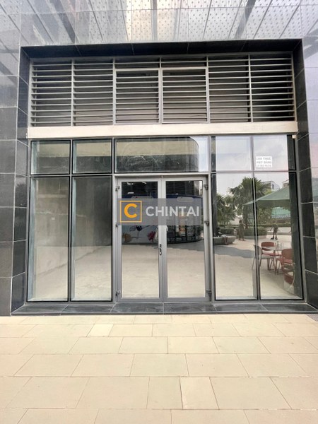 Shophouse The Sun Avenue diện tích 97.17m2, khu dân cư đông đúc.