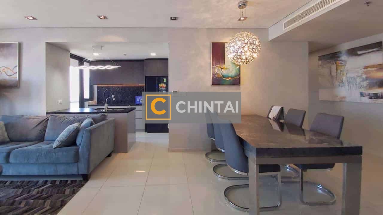 2 Bedrooms City Garden Apartment For Rent, Chic Style Furniture.
