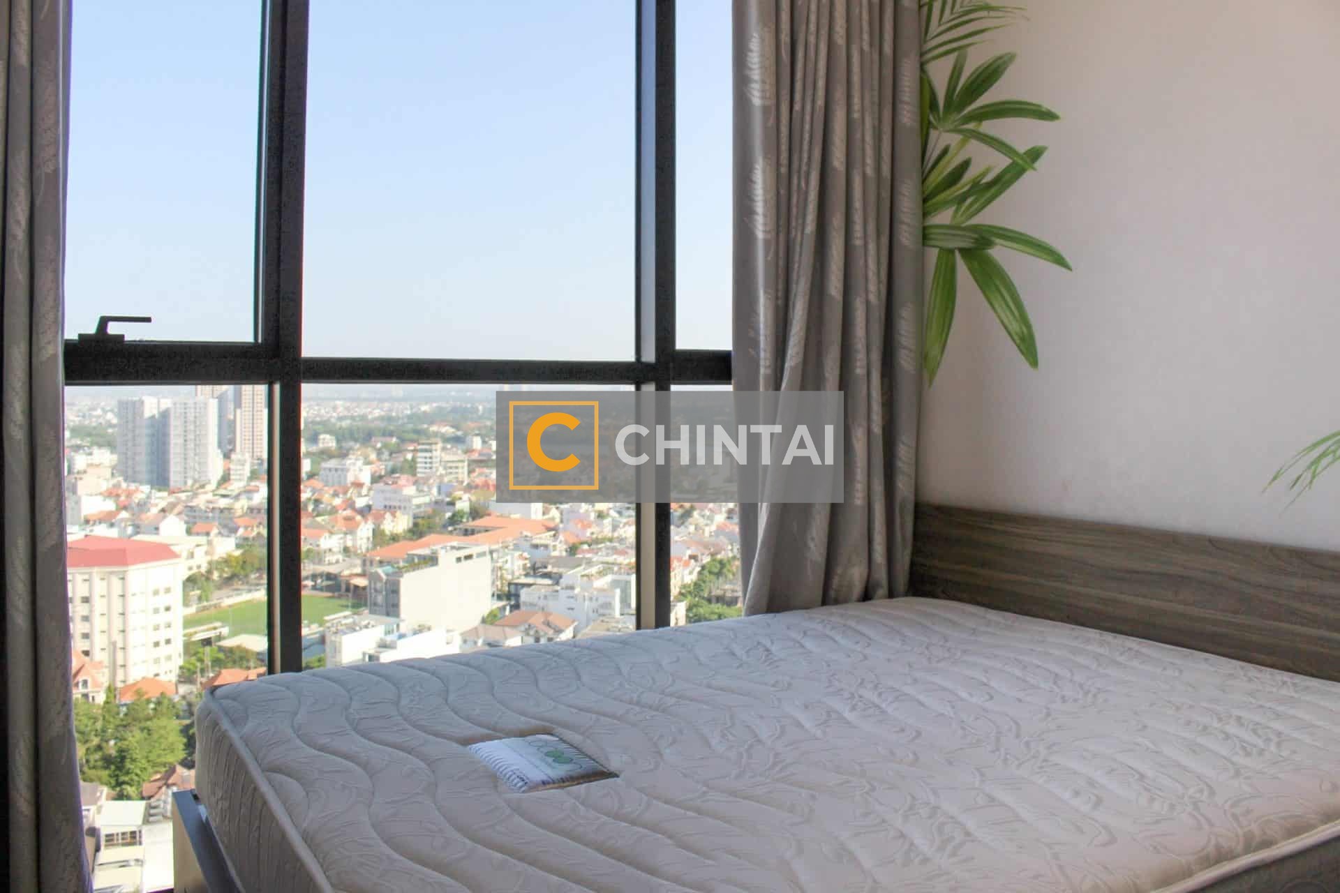 Fully Furnished 2 Bedroom Ascent Apartment For Rent