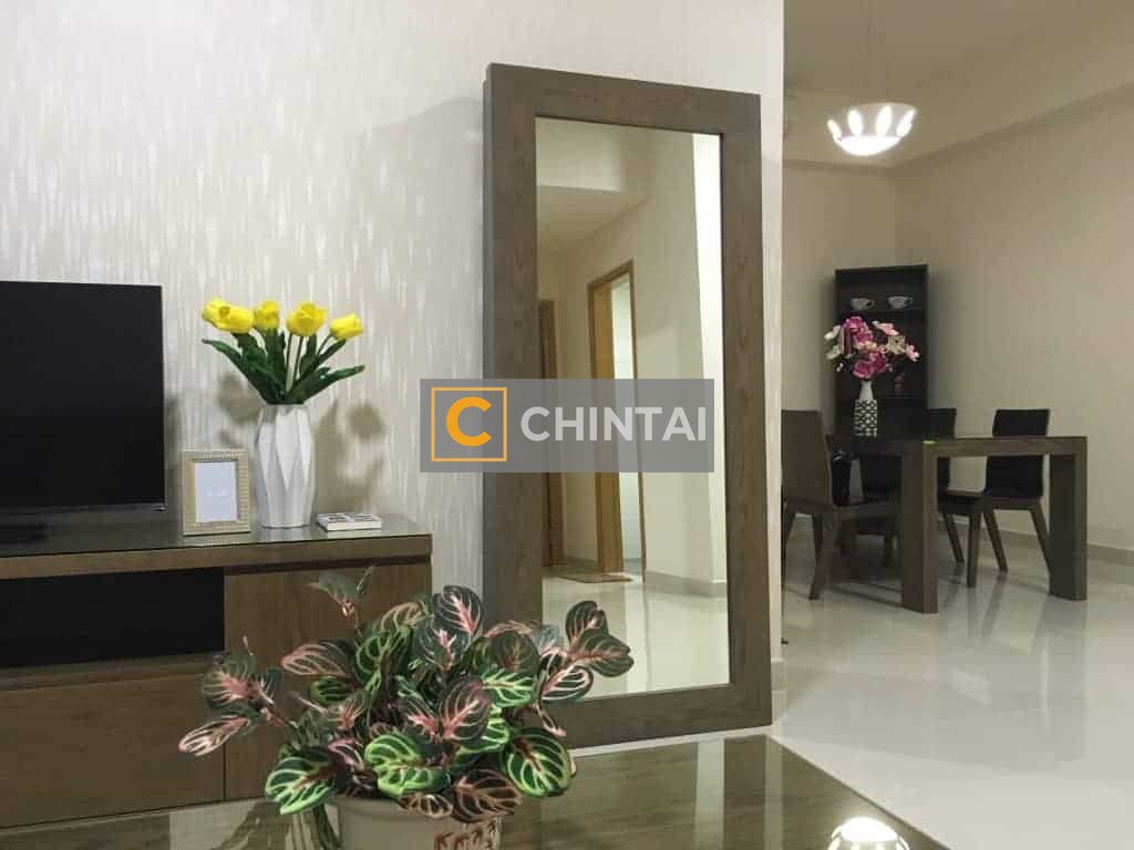 2 Bedroom Apartment in Vista, Elegant Furniture From Somerset