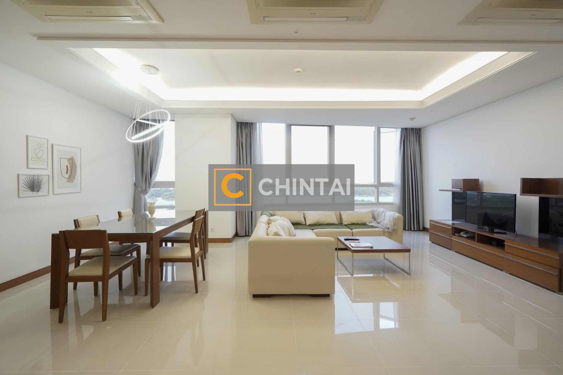 Attractive 185 Sqm Xii Apartment With Superb View To Sai Gon River