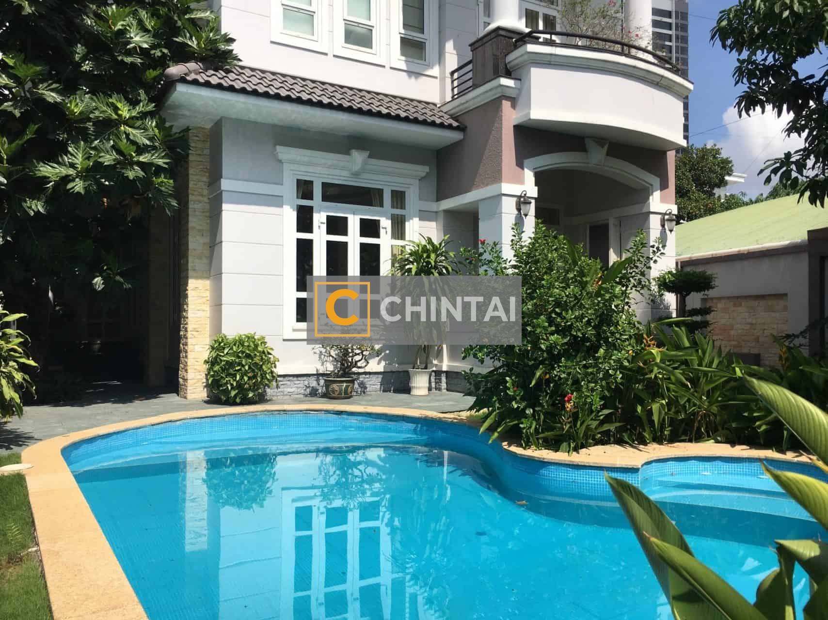 Comfortable 4 Bedrooms, 360 Sqm Villa In Compound, Thao Dien.