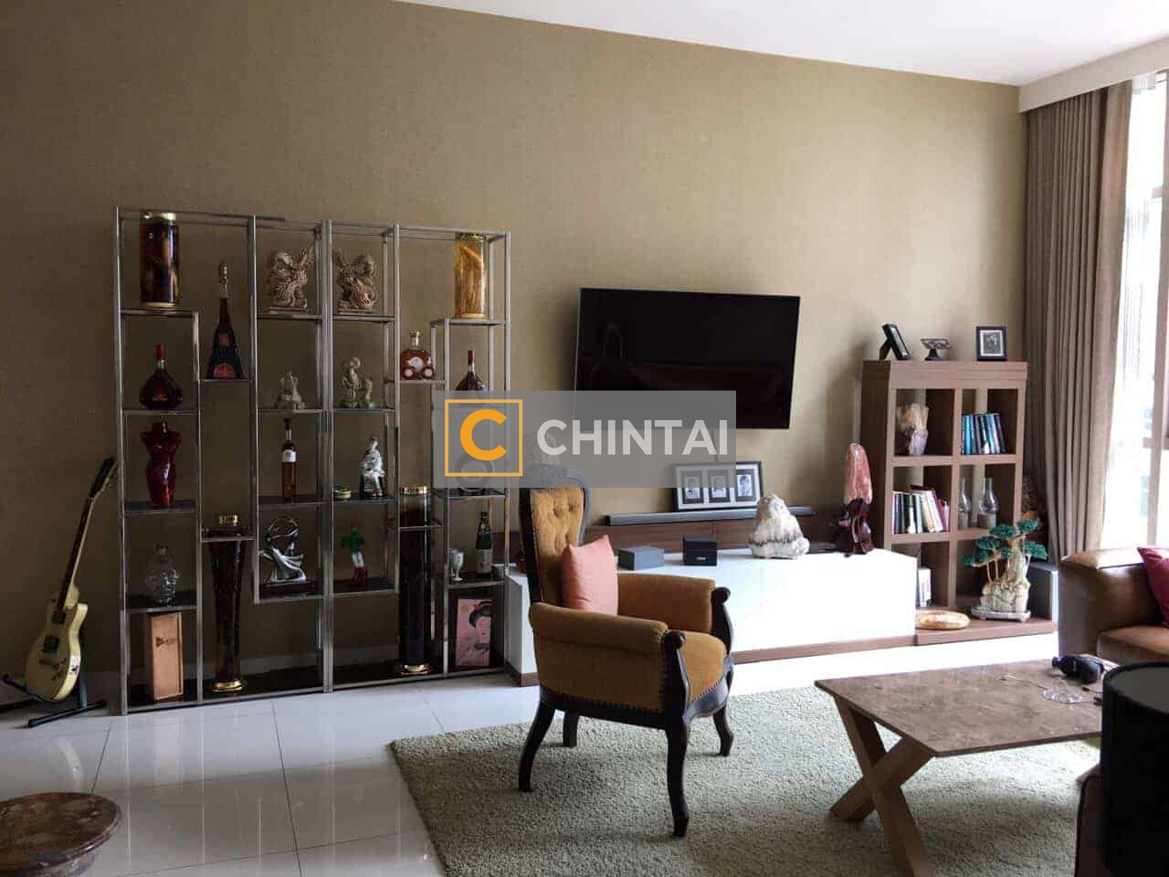 Impressive 3 Bedroom Apartment For Rent With Mock-up Design Alike