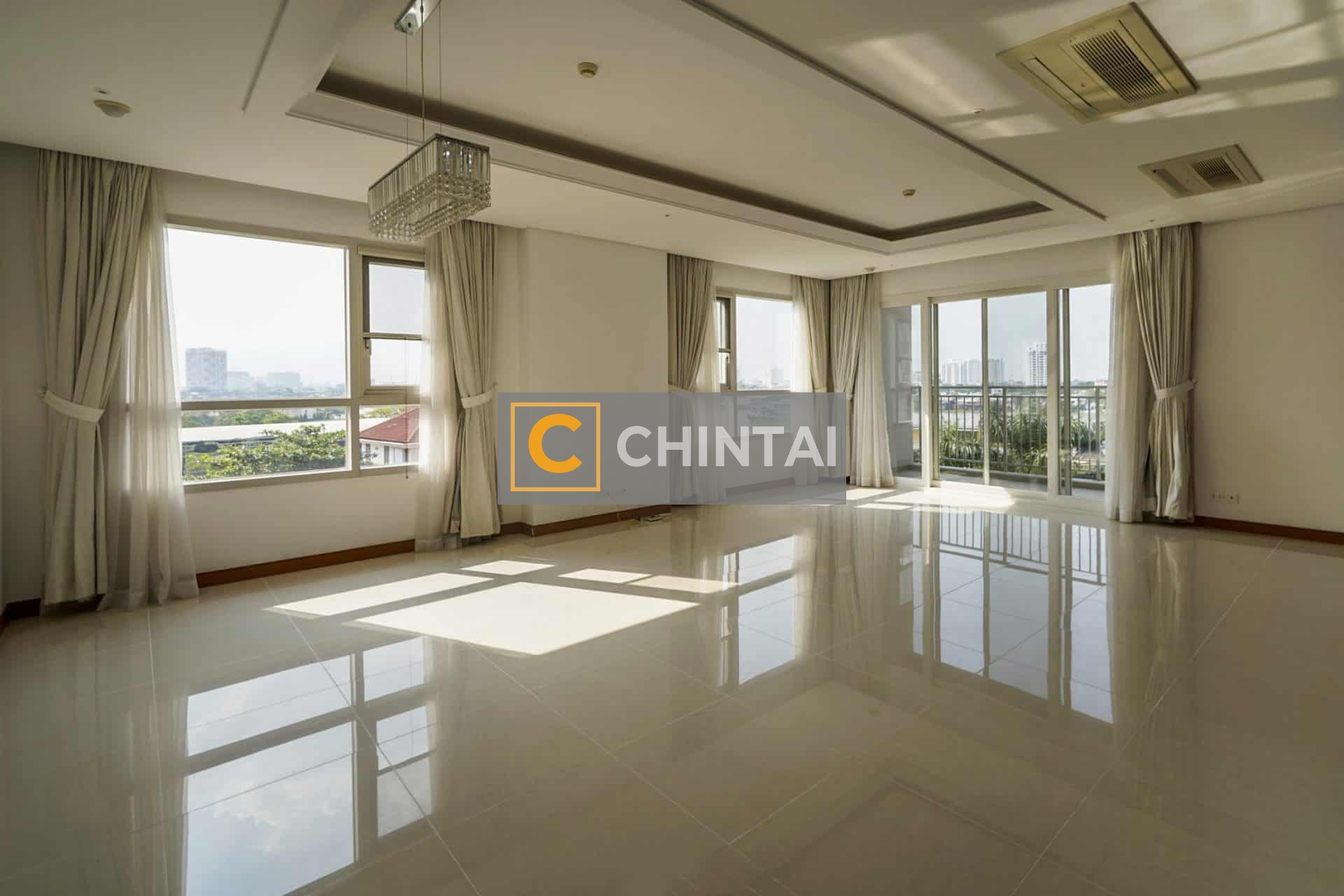 Semi Furnished 201 Sqm Apartment For Rent In Xii Riverview Palace.