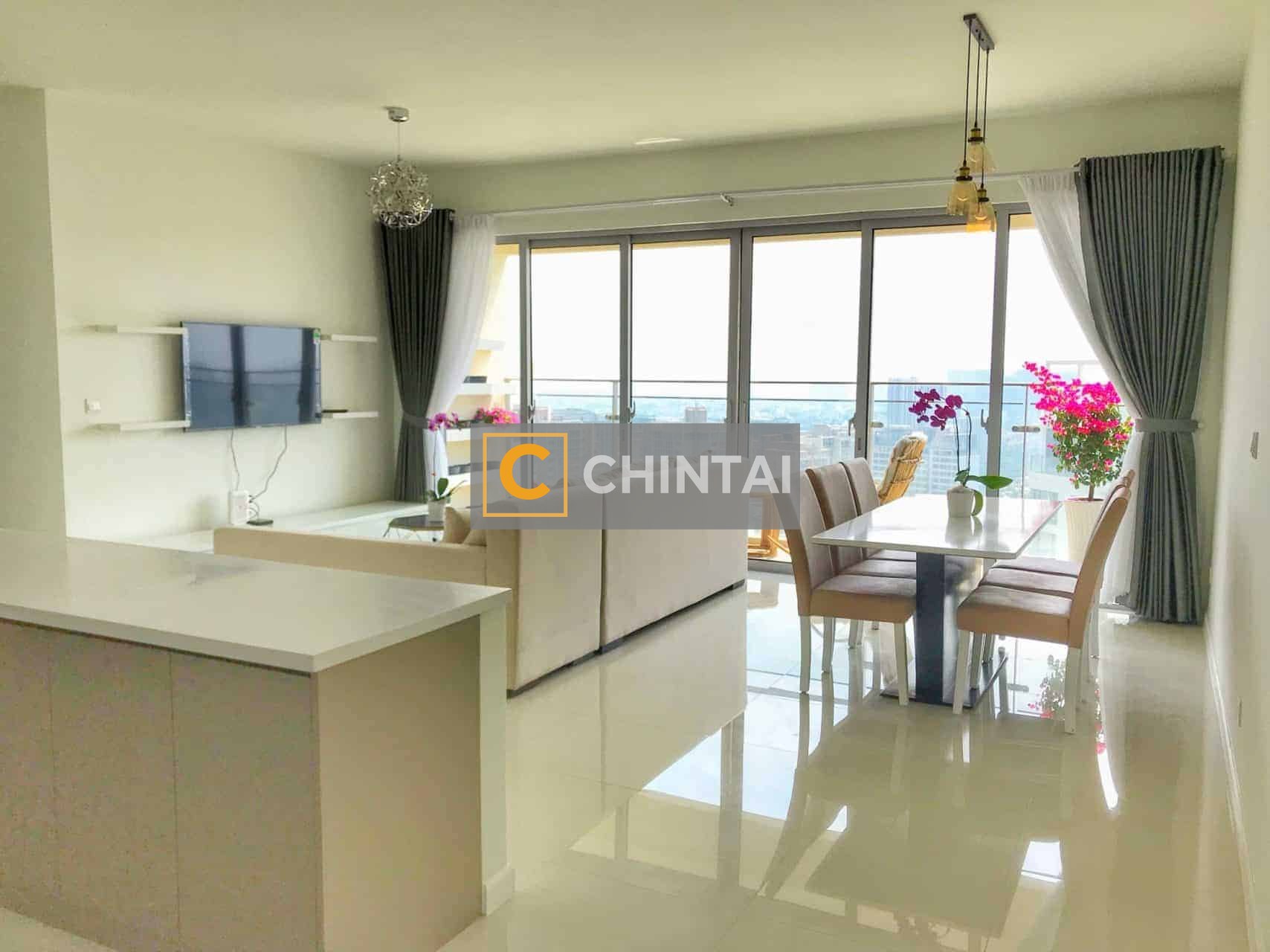 Estella Height For Rent - Tasteful, Outstanding Modern 3 Bedrooms Condo.