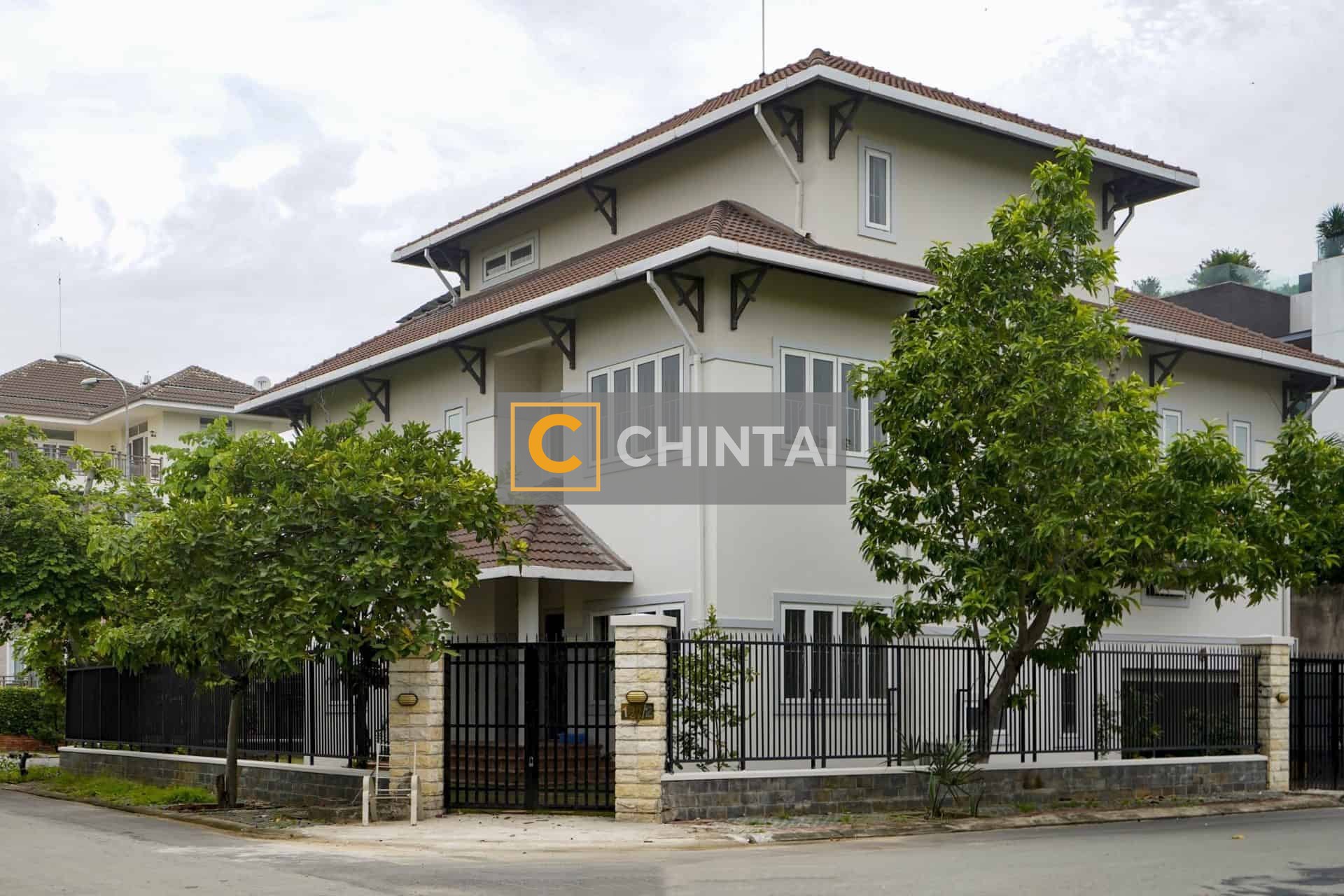 Unfurnished Villa For Rent With Private Pool And Garden For Rent In Thao Dien