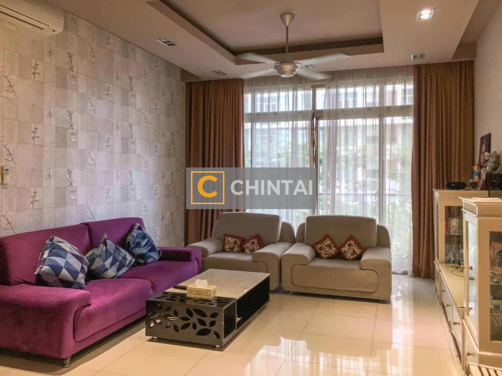 Affordable 3 bedrooms Vista An Phu apartment for lease