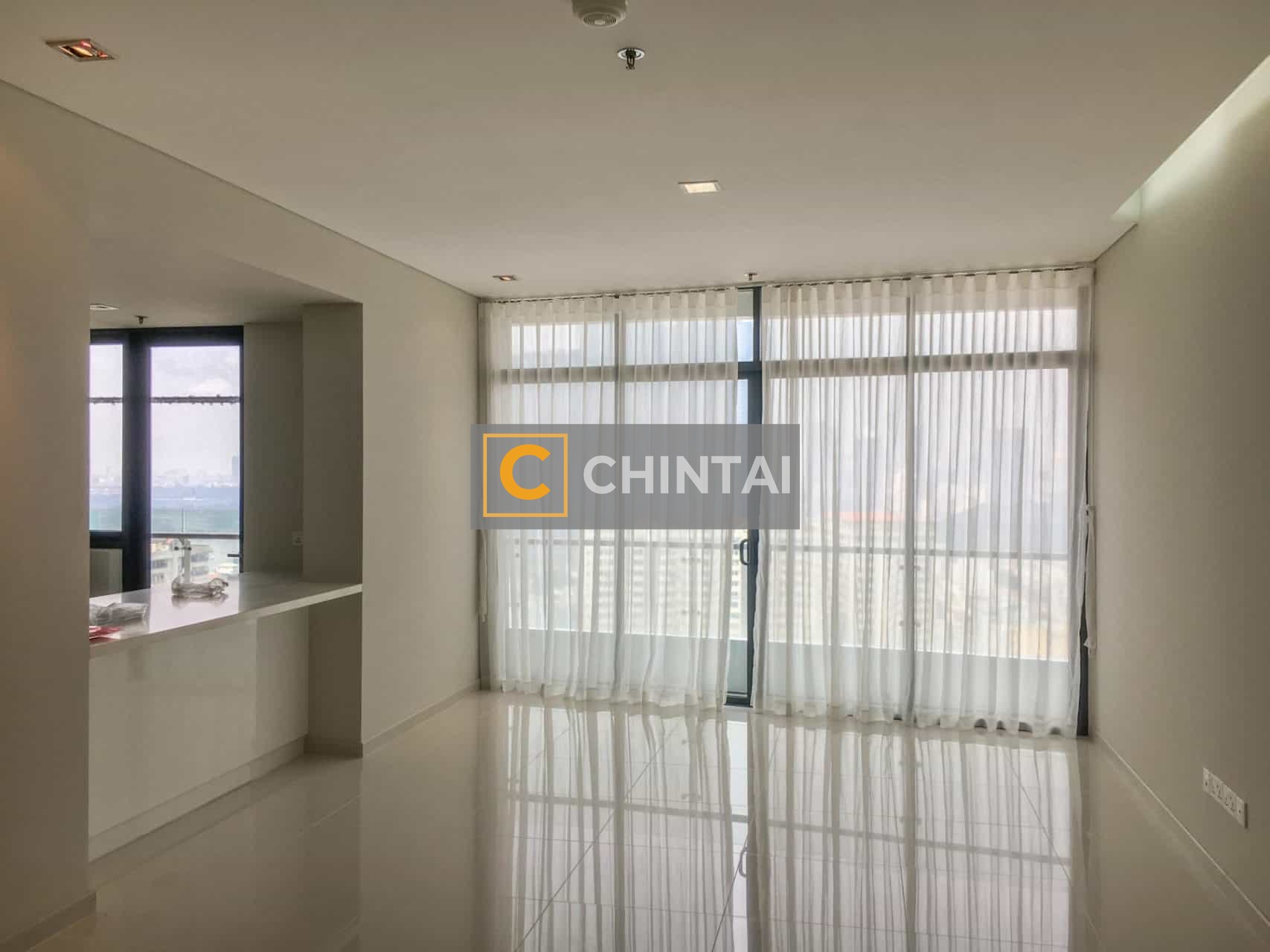 3 Bedrooms Unfurnished Apartment For Rent - City Garden