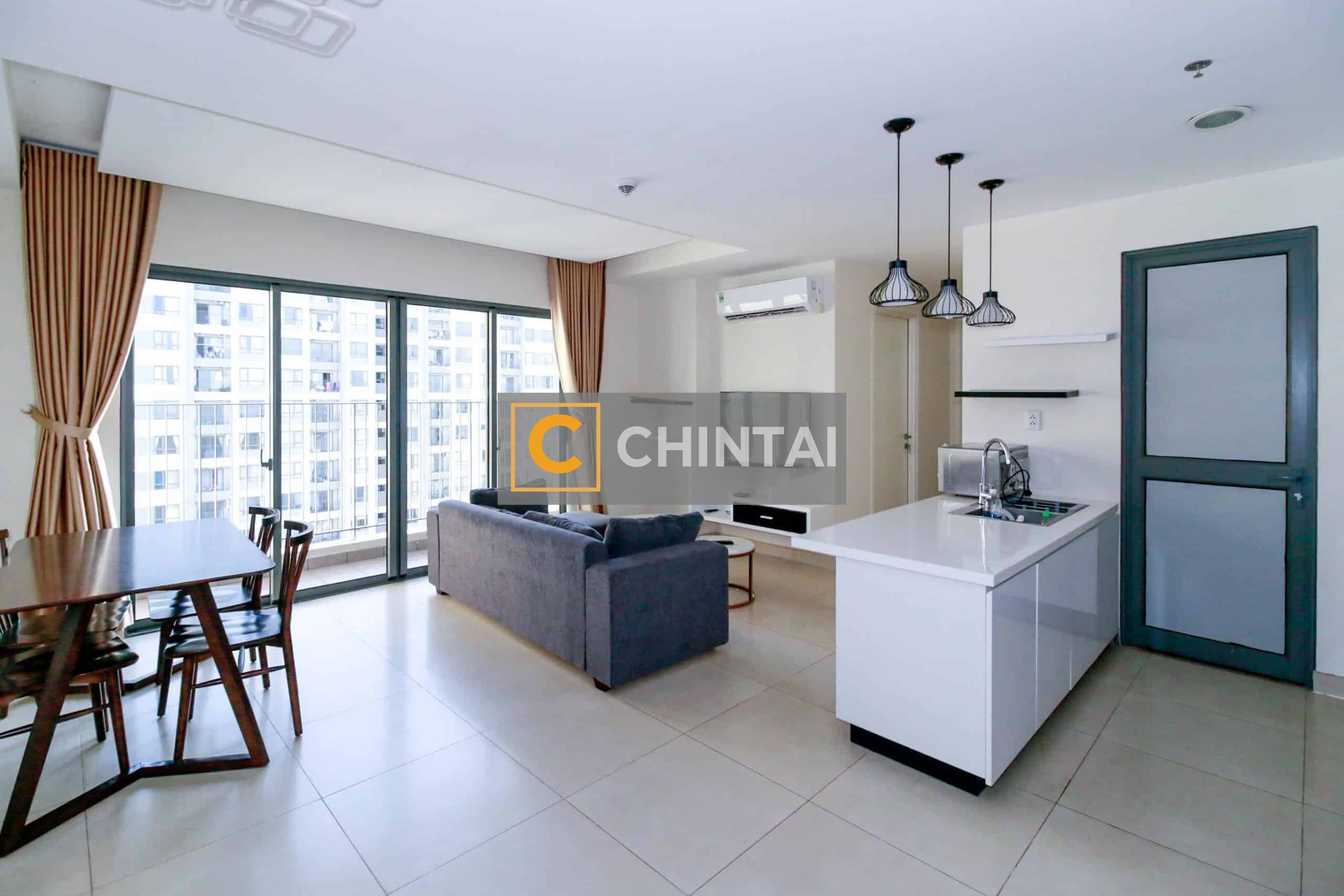 Spacious 2 Bedrooms High Floor In Masteri Thao Dien For Rent
