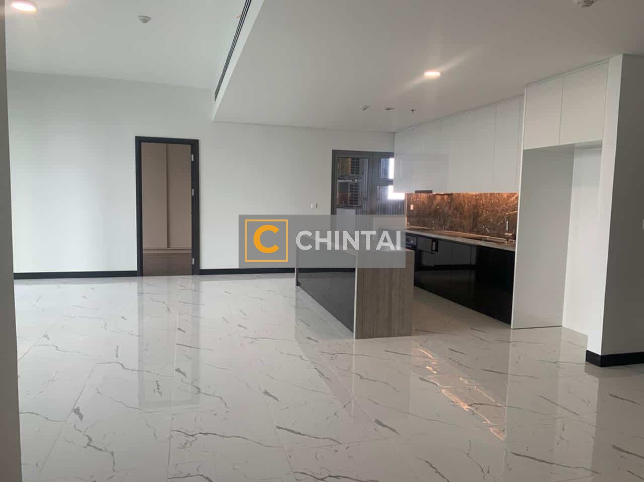 Brand New Unfurnished 3 Bedrooms Apartment In Empire City For Rent