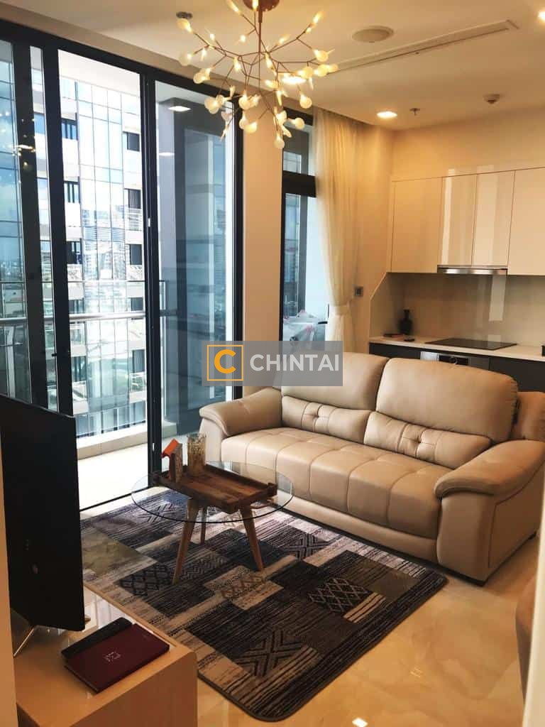 Comfortable 01 Beds Vinhome Golden River Apartment