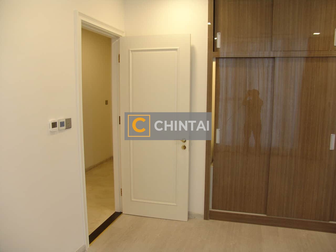 Cheap 01 Beds Apartment For Lease In Vinhome Bason