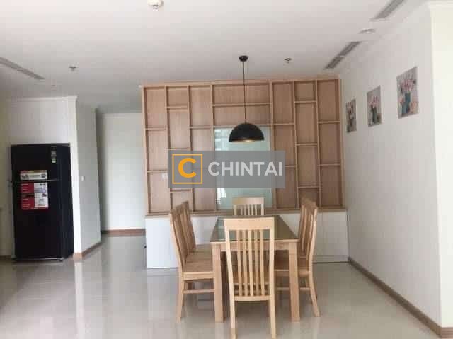 Vinhome CRP C3 3 Bedrooms Unit | Cheap Rental