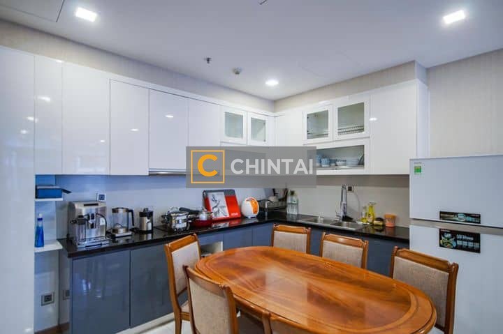 Adorable 03 Bedroom Unit In Park 5 Tower