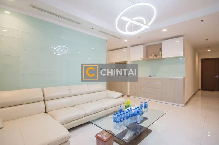 Awesome 04 Bedrooms Flat In Vinhome Landmark 6 For Rent
