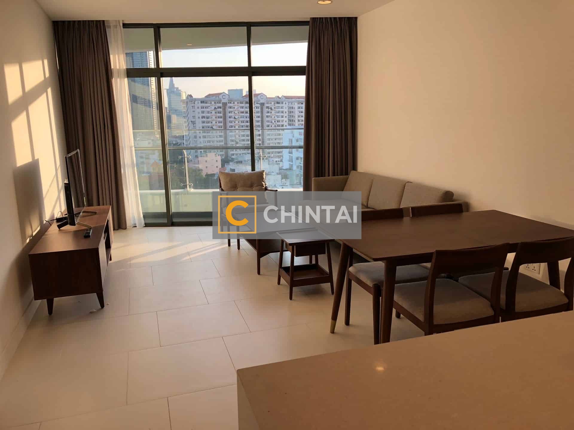 Dark Wood Tone 01 Beds City Garden For Rent