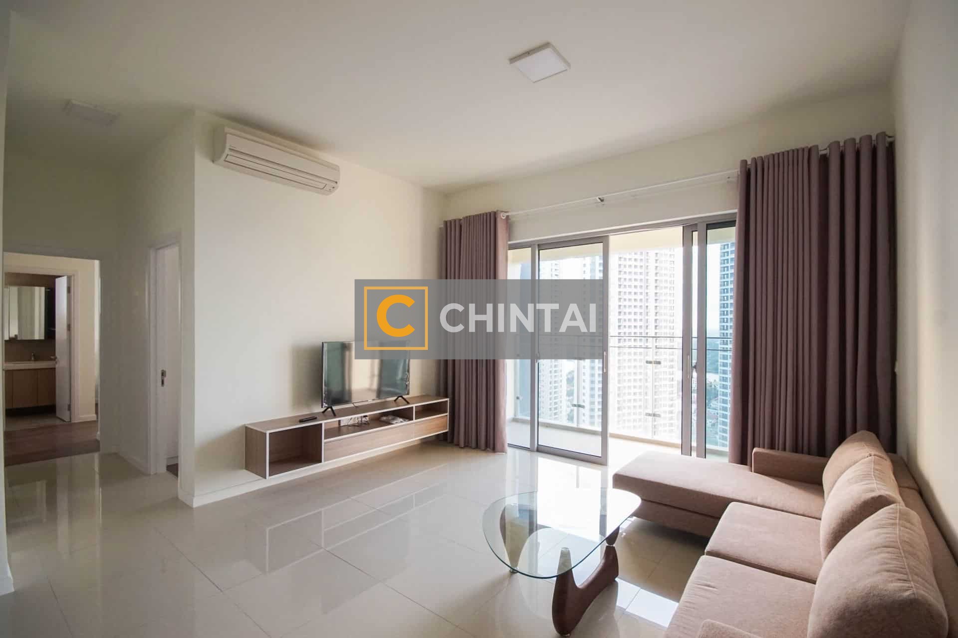 Immaculate and modern 03 Bedrooms Apartment