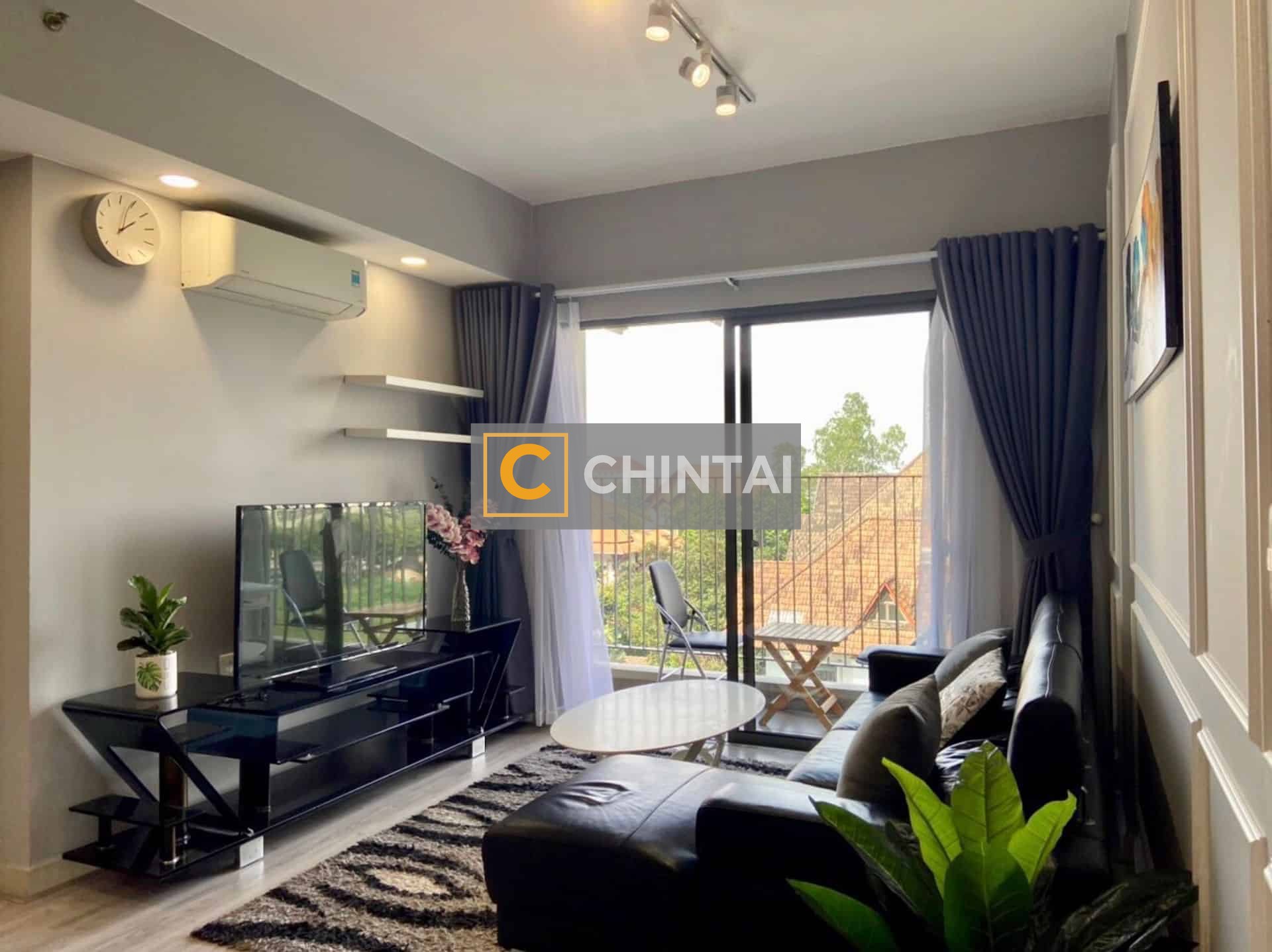 Light Soaked Low Floor Masteri Thao Dien