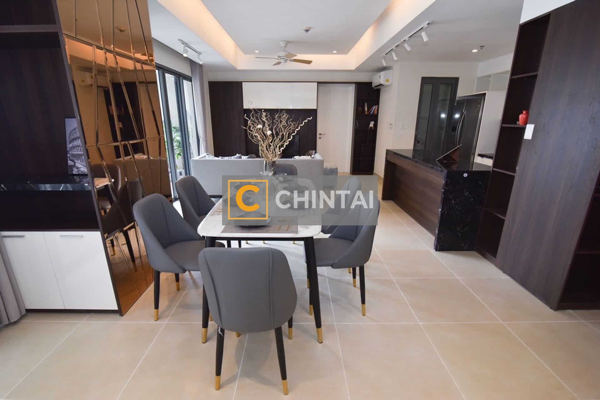 Rare! Modern 03 Beds Converted Unit In Masteri