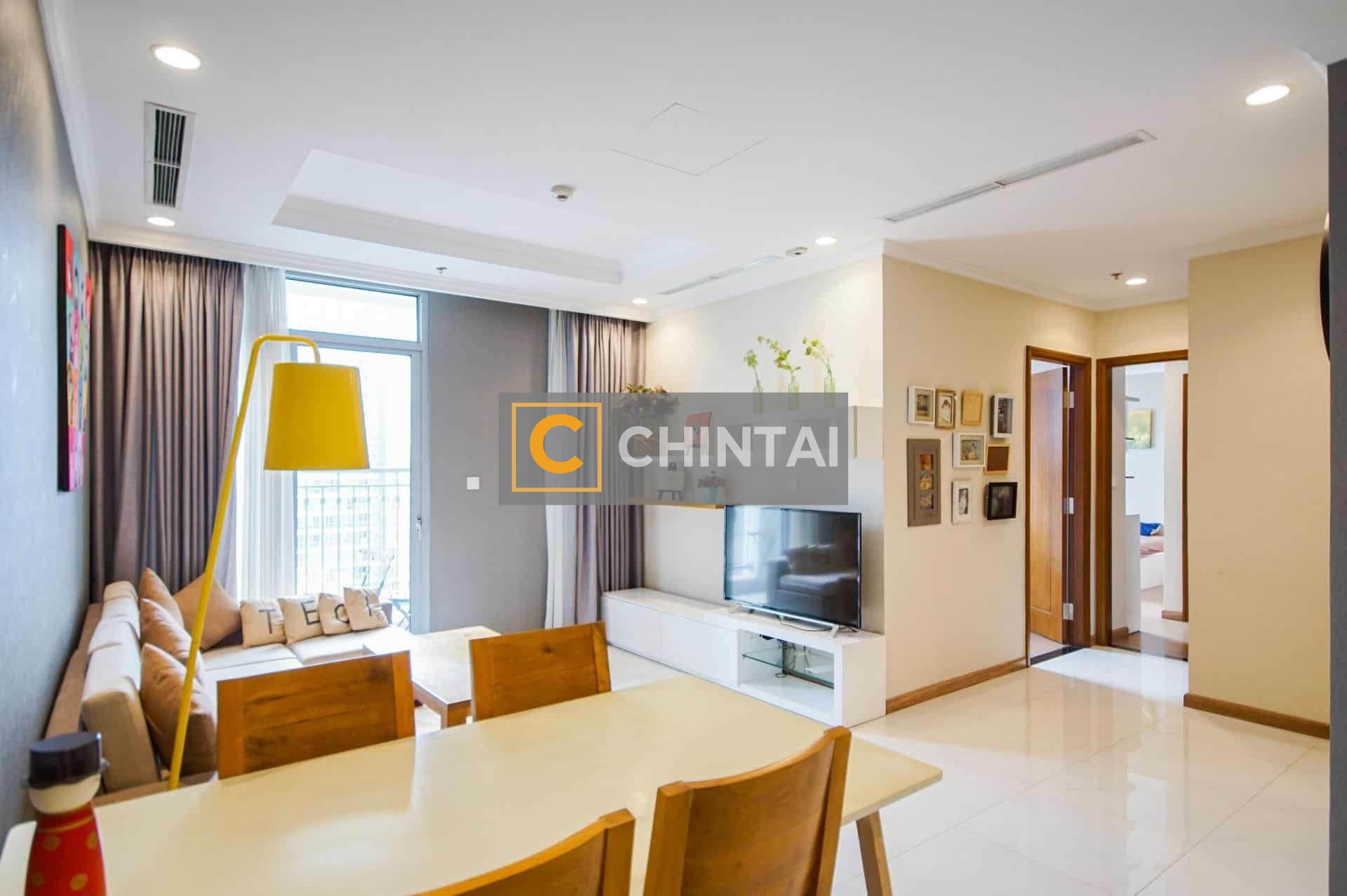 V2141 Central 03 Nice 02 Bedrooms High Floor