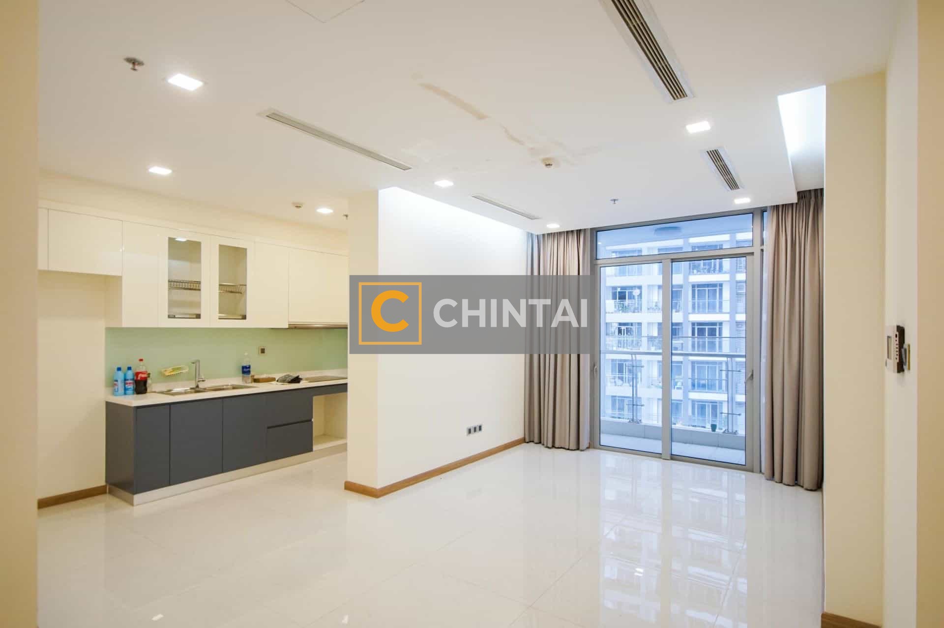 V6399 Park 02 Vinhome Central Park Unfurnished Unit