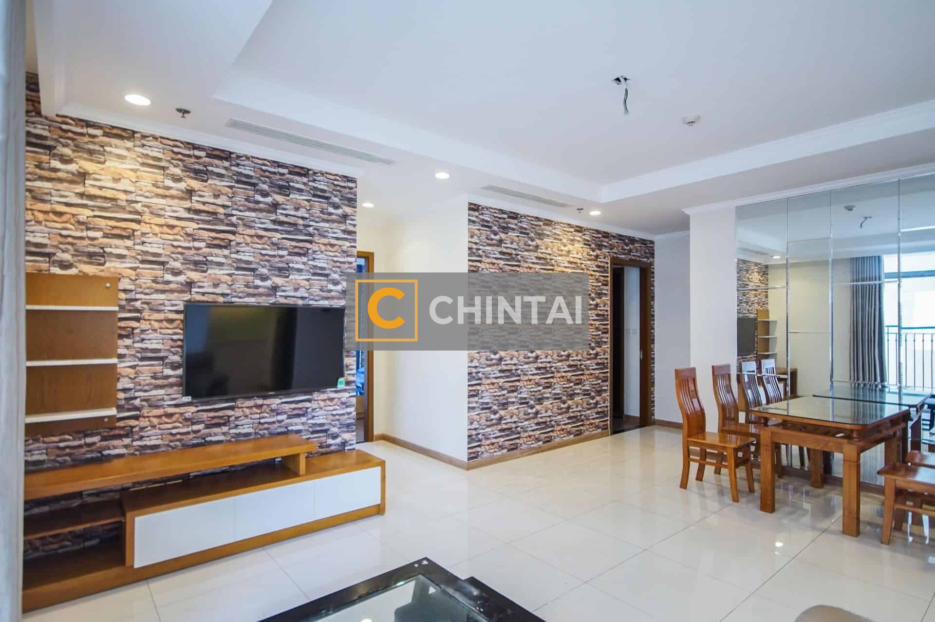 V6460 Landmark 03 Vinhome 03 Bedroom Middle Floor