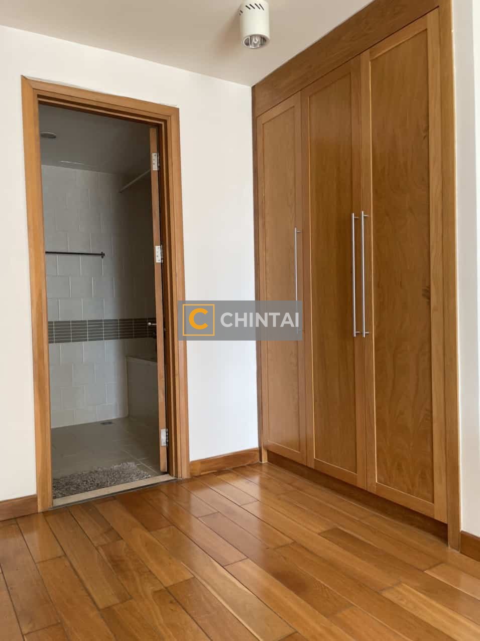 River Garden 2 Bedrooms Apartment For Rent With Light Colored Wooden Furniture