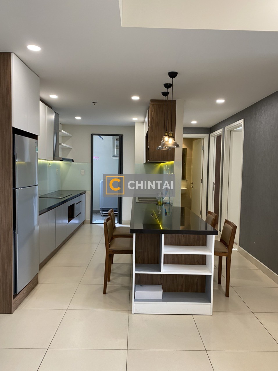 Tower 5 Masteri Thao Dien Middle Floor Flat For Rent