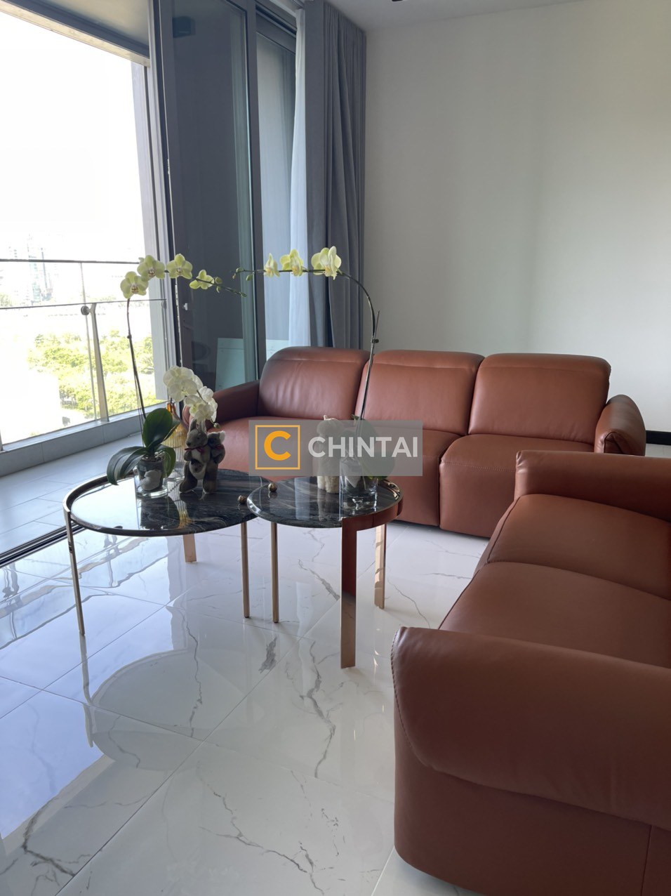 Empire City 03 Bedrooms Flat Low Floor