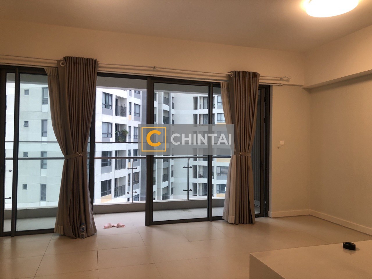 Morden Apartment 02 Bedrooms Gateway Thao Dien GW153