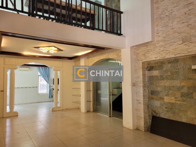 Beautiful House With Small Garden Reasonable Price In Thao Dien