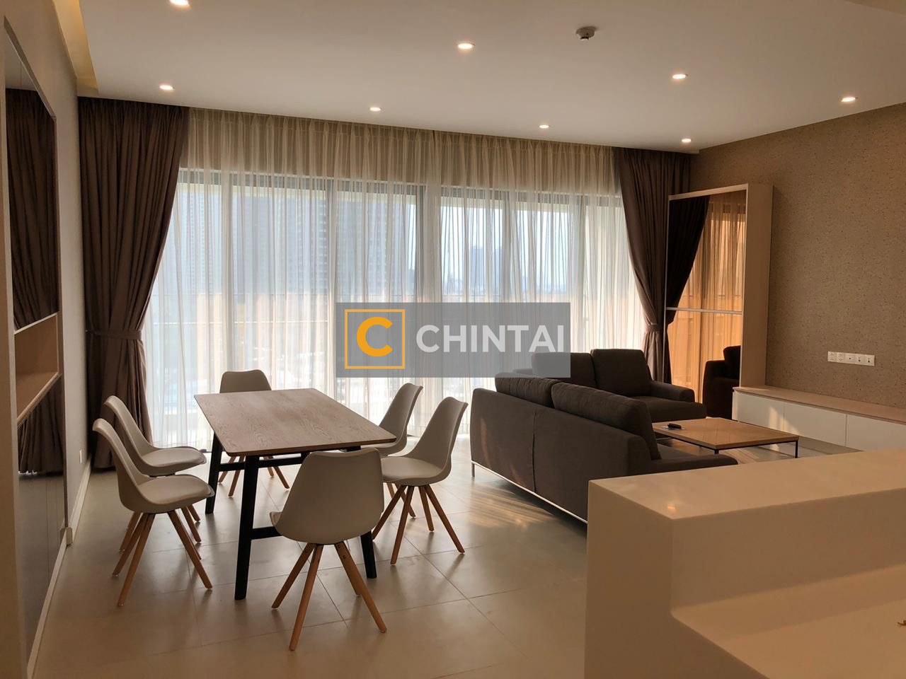 Furnished 04 Bedrooms Apartment Gateway Thao Dien GW754