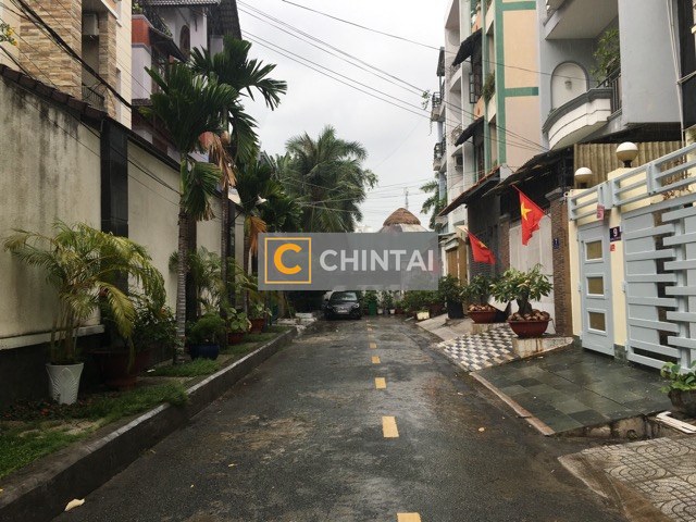 Sizable Cheap Price House In Thao Dien For Rent